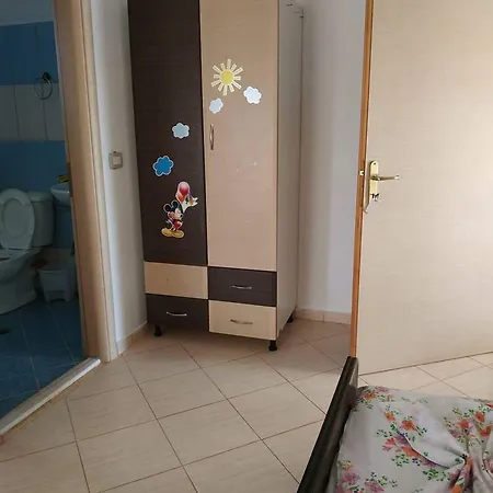 Vila Veliaj *