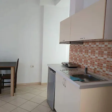 Vila Veliaj Apartment Ksamil