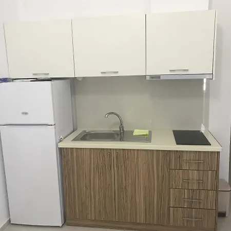Vila Veliaj * Ksamil