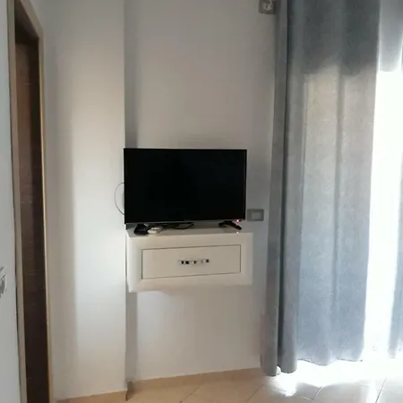 Apartment Vila Veliaj Ksamil